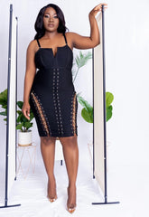 Nikki Strappy Dress || Black